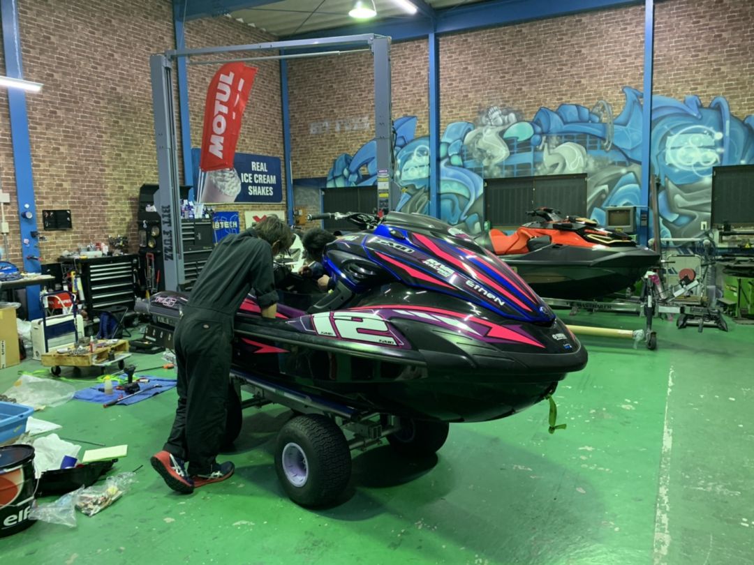 YAMAHA FZR エンジンオーバーホール！ | 【JETSKI SHOP J'z】ジェット